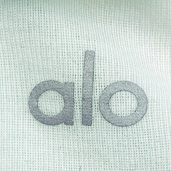 ALO Yoga Mint Crewneck Short Sleeve Crop Baby Tee - Picture 9 of 10